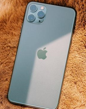乌兰苹果维修点分享iPhone 11 Pro Max电池发烫特殊问题 
